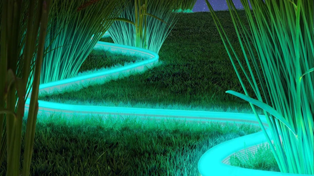 Take your lights outside – How to make your garden smart